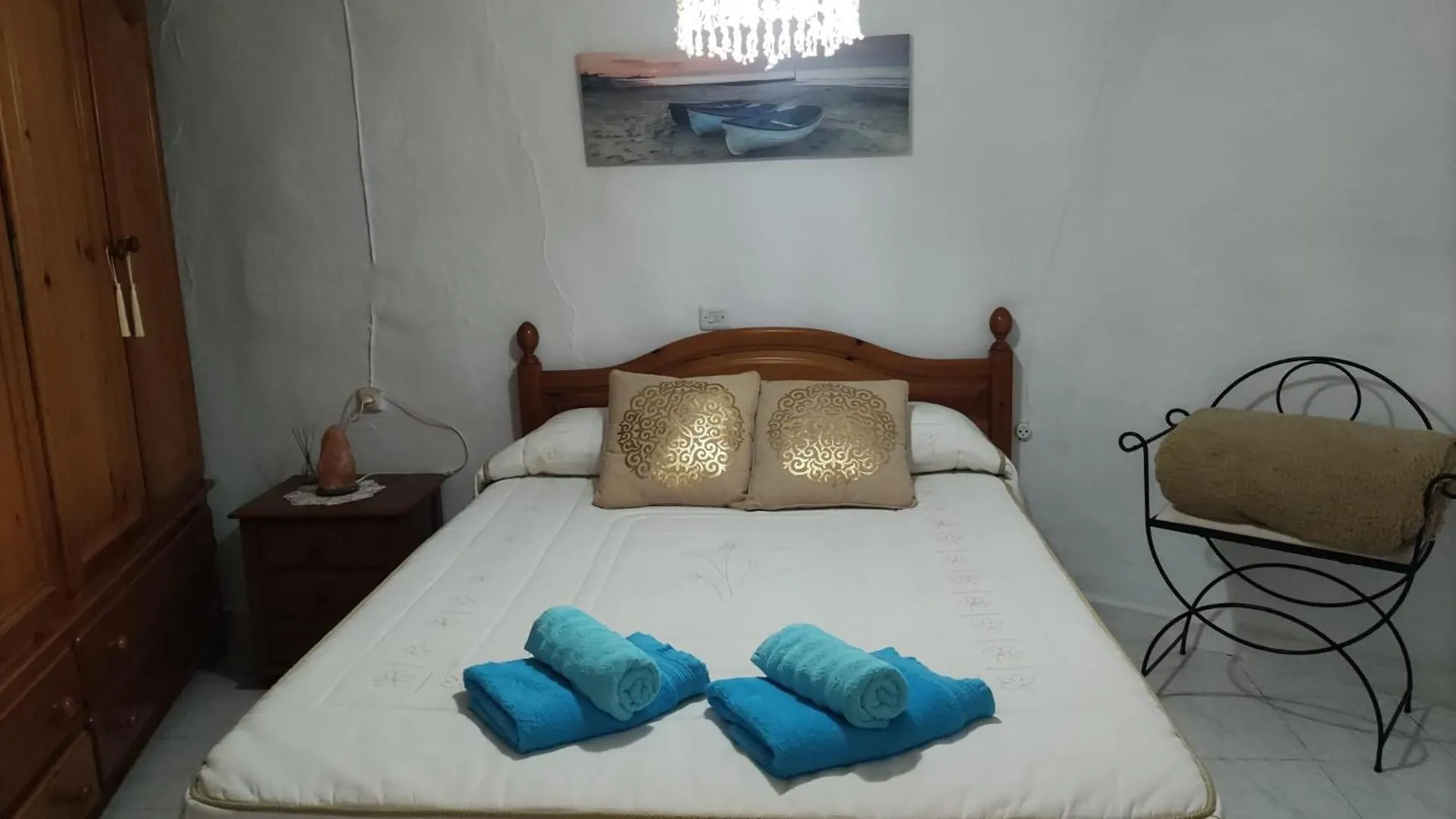 Hostal Cueva La Tita Del Pan Bacor